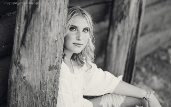 Film Style Black & White Lightroom Presets - Image 3